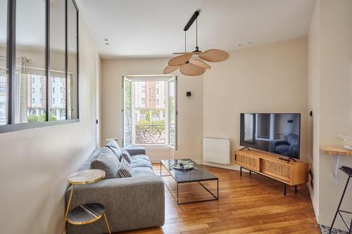 Apartment Invalide by Studio prestige