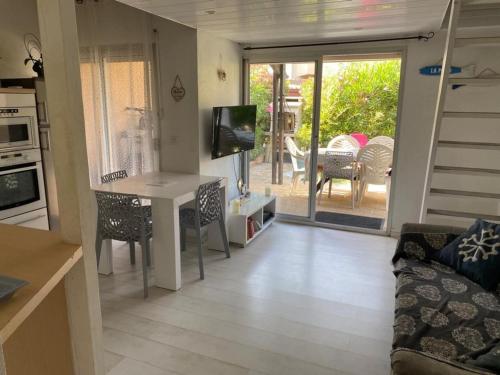 Charmante maisonnette proche plage photo 16