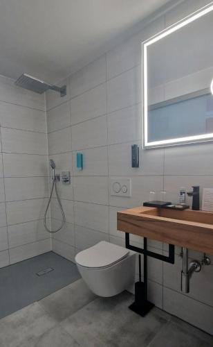 Ένα μπάνιο στο Hotel Rhin Inn