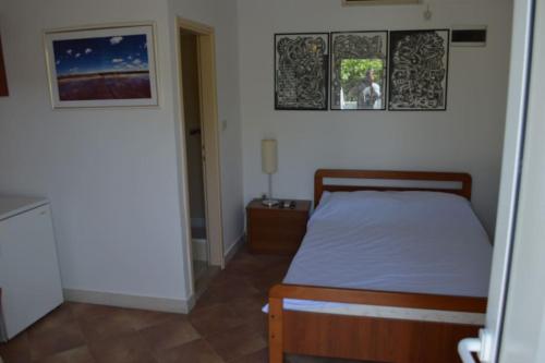 Posteľ alebo postele v izbe v ubytovaní Studio in Donji Humac