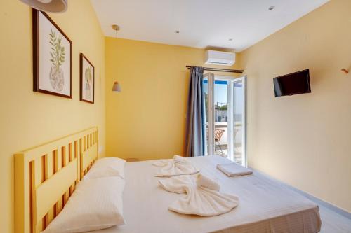 Gallery image of Armenaki in Azolimnos
