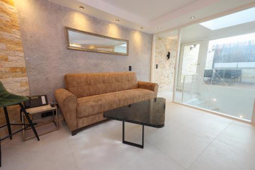 Suites Aix la Chapelle, Exclusive Apartments, Wellness and more, Aachen Cityにあるシーティングエリア