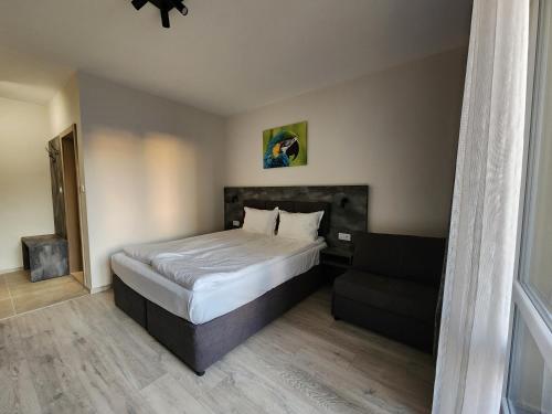 Φωτογραφία από το άλμπουμ του Hotel Lotus στο Πριμόρσκο