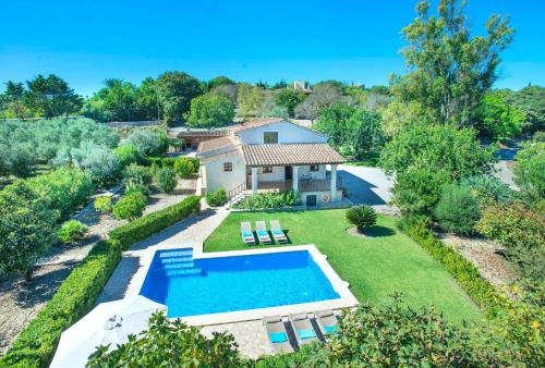 Villa Llosia by Vintage Travel