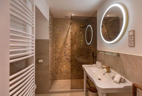 OrangeHomes Luxury apartment next to Gellért Hill 1013 Budapest, 16 Döbrentei utca kép - 3