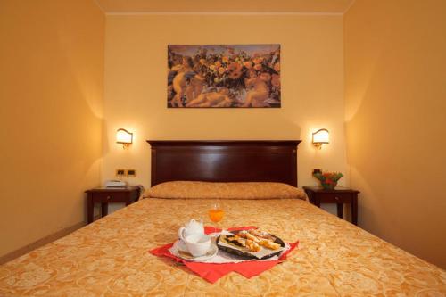 Jídlo v hotelu nebo okolí