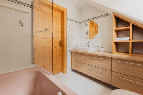 Koupelna v ubytování Hotel Kreuz