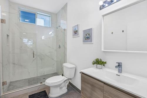 Up to 12 Guests! Modern villa near Wynwood photo 14
