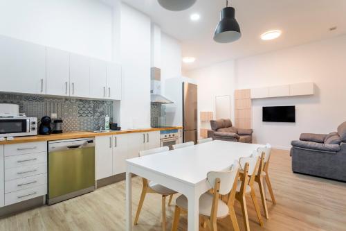 10 pax, AC, Wifi gratis, Ciudad Artes y Ciencias