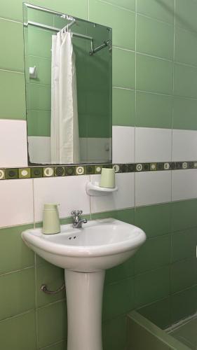 Vonios kambarys apgyvendinimo įstaigoje Habitación Alborada 2 con baño privado