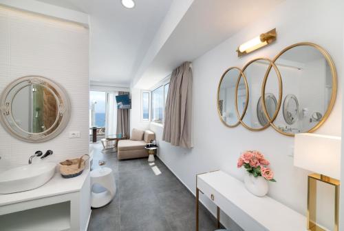 Ένα μπάνιο στο Serenita luxury apartment 4