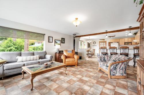 Prairie Beach Home – Photos 2