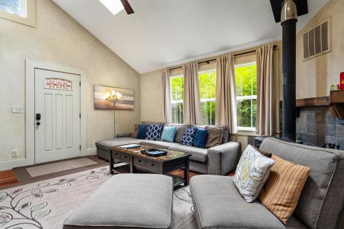 Stylish Cabin – Photos 4