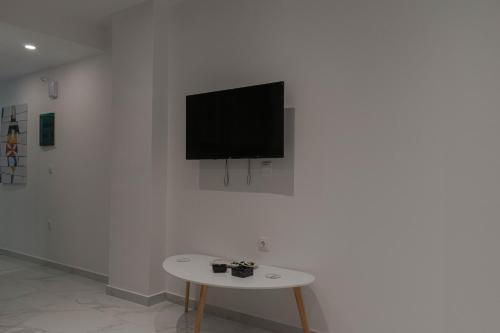 Athens Jacuzzi apartment