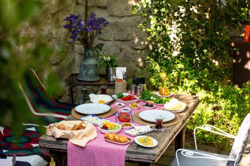 Mad på pensionatet eller i nærheden