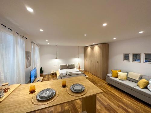 Corfu Town Apartment by Corfu Vacation Homes