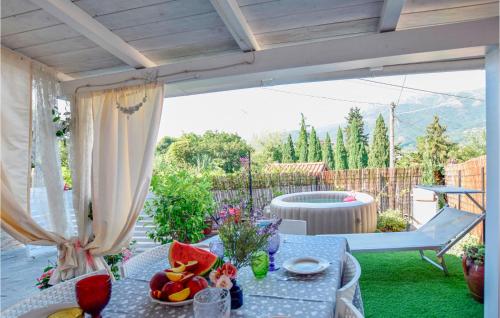 Awesome home in Loc, Pontemazzori with Jacuzzi, WiFi and 2 Bedrooms