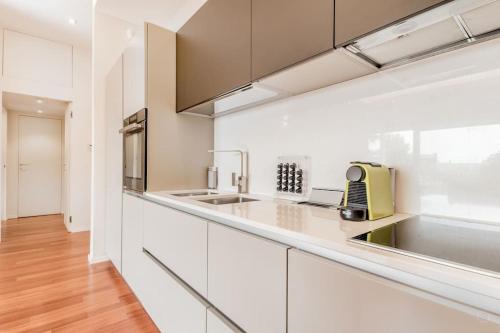 Luxury apartment front of Cavalieri Hilton Hotel