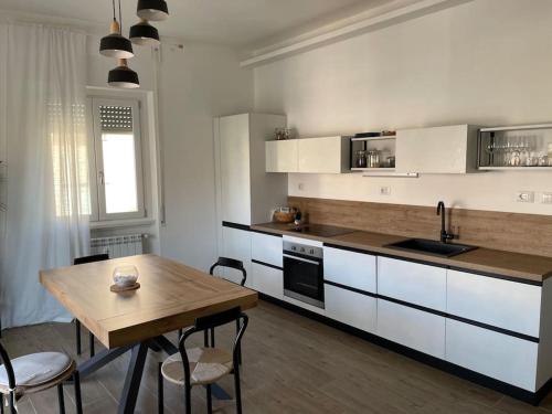 Rome With Friends - 2 bedrooms and amazing living room