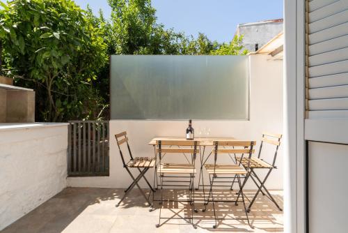 Μπαλκόνι ή βεράντα στο Host Wise - Classy Amazing Flats