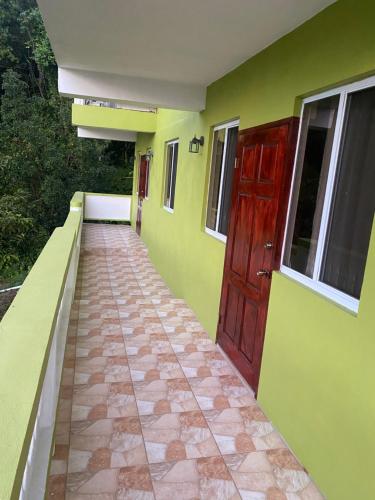 Fotografie z fotogalerie ubytování Palm Grove Apartment v destinaci Castries