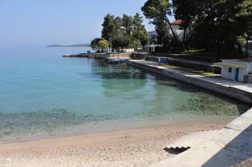 Apartments with parking space Turcic, Krk - 21603