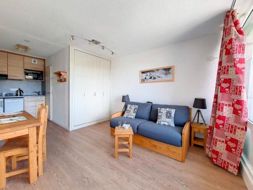 Studio rénové, ski aux pieds, balcon, Les Menuires - FR-1-344-1140