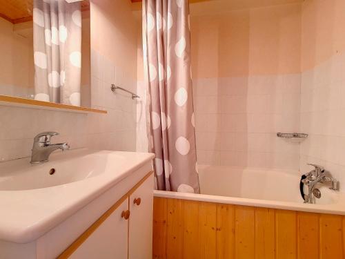 Studio lumineux, départ et retour skis aux pieds, balcon sud, 3 pers., animaux acceptés - FR-1-344-1145