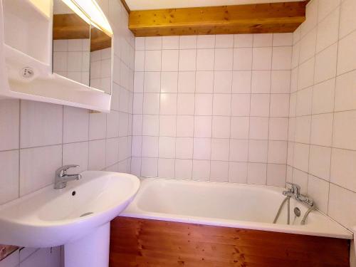 Studio lumineux : Accès pistes · Balcon · Animaux acceptés · Non-fumeur - FR-1-344-1141