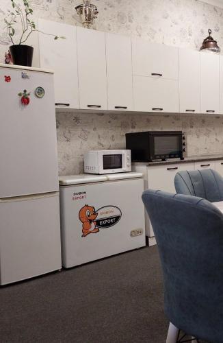 Η κουζίνα ή μικρή κουζίνα στο Hostel.Uz