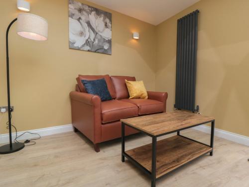 2 Staveley Cottages – Photos 4