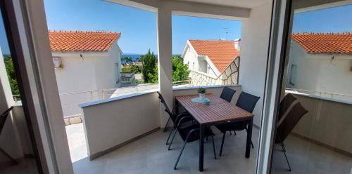 Sea apartment, island Rab