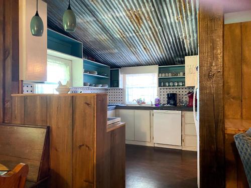 Η κουζίνα ή μικρή κουζίνα στο Bunkhouse Farm Stay