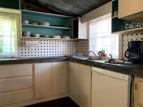 Η κουζίνα ή μικρή κουζίνα στο Bunkhouse Farm Stay