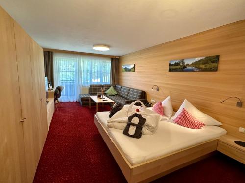 Cama o camas de una habitación en Panoramagasthof Kristberg