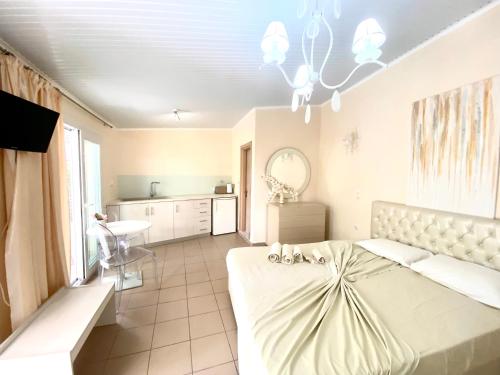 Hotel Sotiris Superior Apartmentsにあるベッド
