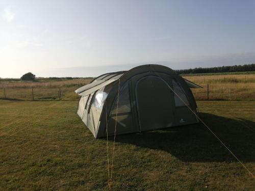 Příroda nedaleko luxury tent
