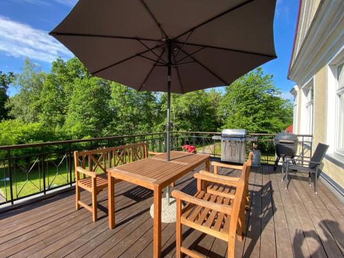 Balkón nebo terasa v ubytování Kailes Manor