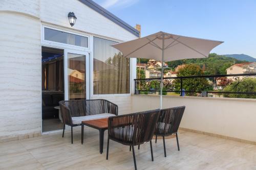 Fotografie z fotogalerie ubytování Hotel Maksim v destinaci Herceg-Novi
