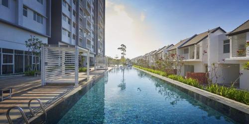 Majoituspaikassa R’Serenia Luxury Homestay Kota Bharu tai sen lähellä sijaitseva uima-allas