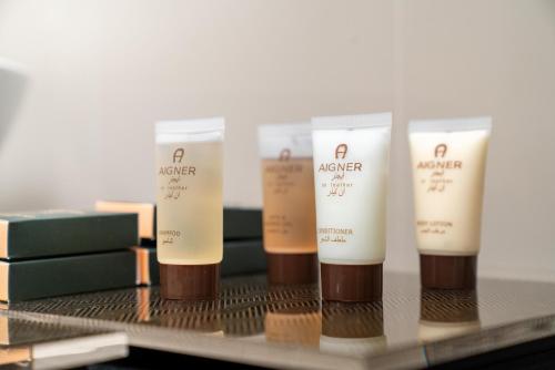  Golden Sands Hotel & Residences -  Room  picture :   Tea/Coffee maker    Internet facilities    Minibar                           