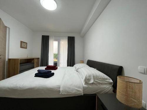 Apartment with free parking in Quiet Area a few Minutes to Beaches & Center - ANGELS MARLEN