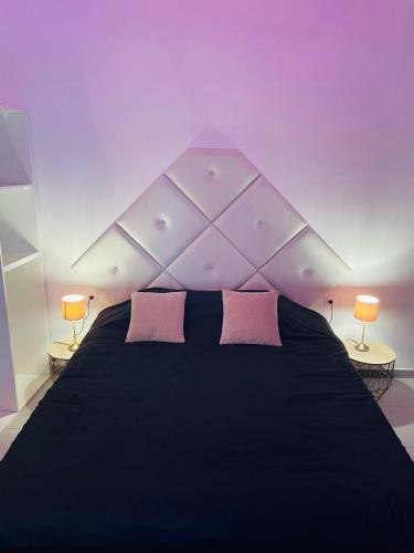 jolie maison individuelle 50 m2 ,design et climatisée, tout confort, wifi, terasse privée , 5 min plage et autoroute, stationnement gratuit