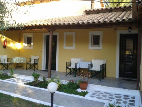 Gallery image of Villa Rododafni in Roda