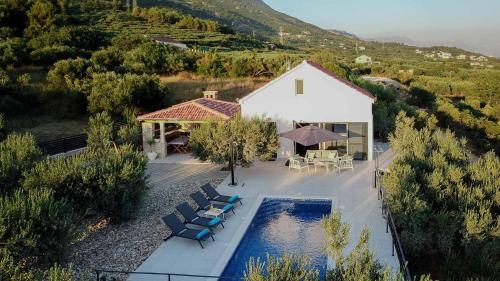 Villa Sole with Private Pool