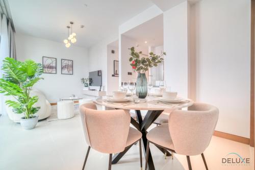 Spectacular 1BR at Vida Residences Dubai Marina by Deluxe Holiday Homes