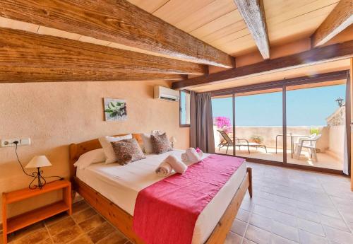 Postel nebo postele na pokoji v ubytování CAN TROBAT - Gran Villa Mallorquina con piscina