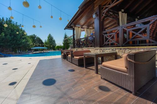 Bazén v ubytování President Resort Hotel nebo v jeho okolí