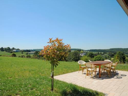 Modern Holiday Home in Somme-Leuze with Sauna