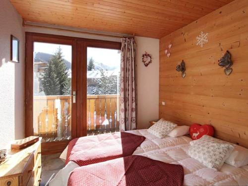 Chalet in Les Deux Alpes near Ski Lift